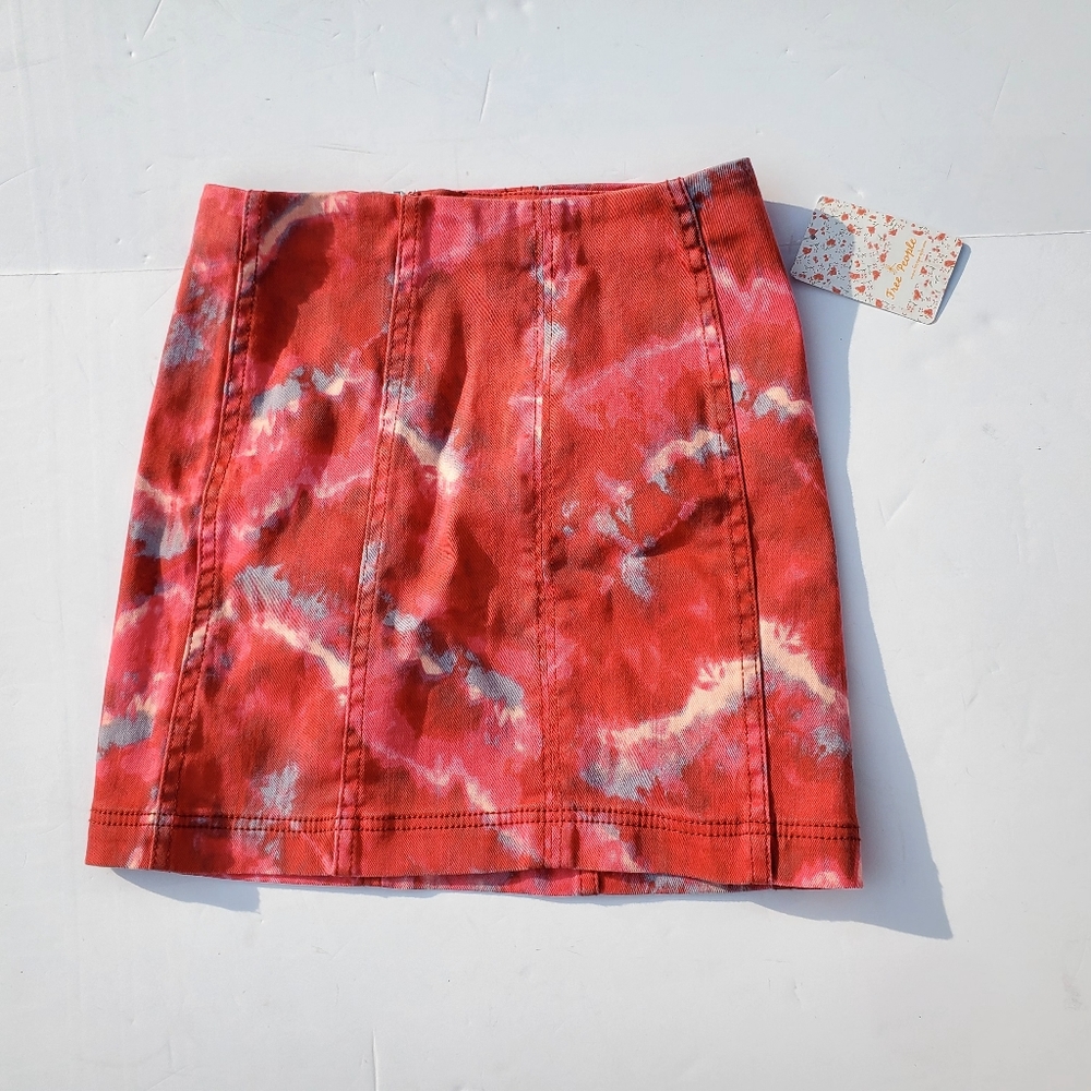 Free People Tie Dye Mini Skirt Flamingo Flame. Size 2